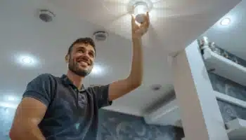 Installation d’un système d’éclairage intérieur et extérieur à Maubeuge